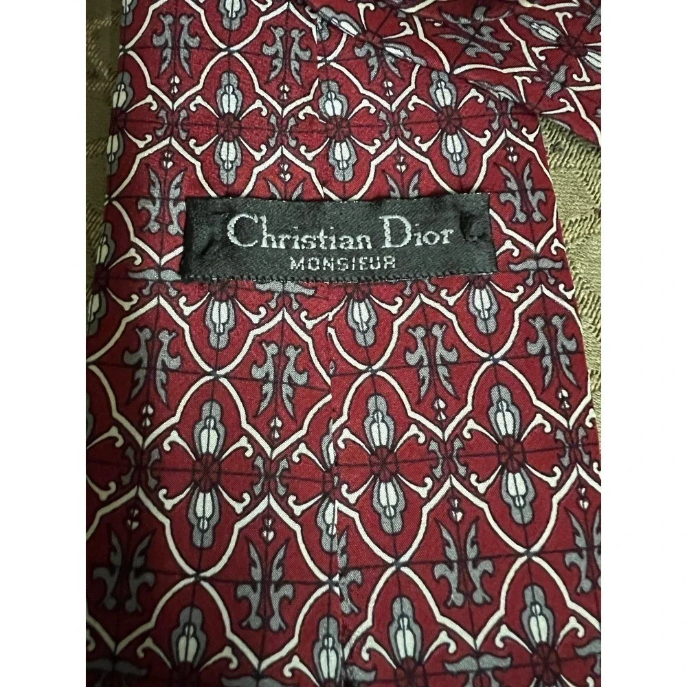 Christian Dior Red Gray Men's Tie Silk Made In USA
